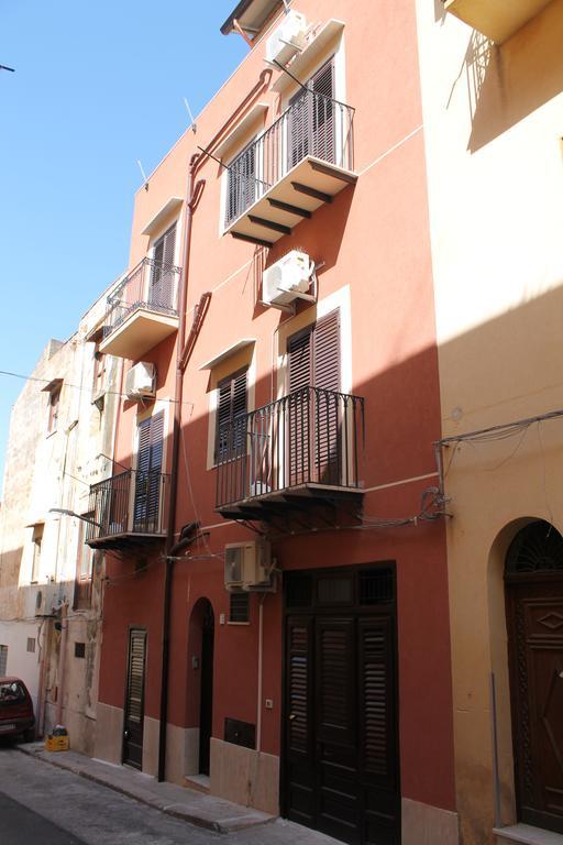 Casa Longo 2 Apartment Castellammare del Golfo Bagian luar foto