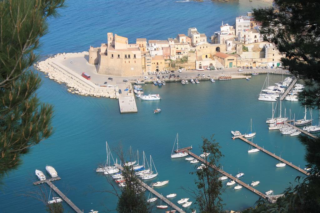 Casa Longo 2 Apartment Castellammare del Golfo Bagian luar foto