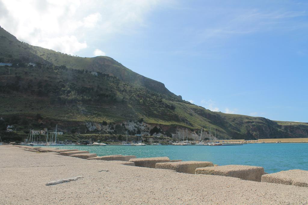 Casa Longo 2 Apartment Castellammare del Golfo Bagian luar foto